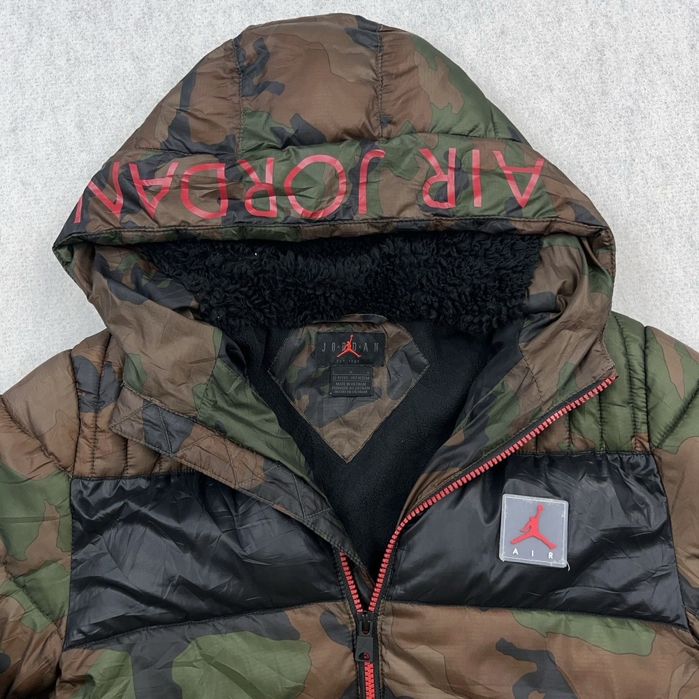 Air Jordan Puffer Jacket Boys Large Green Cano Full Zip Hooded Youth Jumpman‎ * - Picture 5 of 13